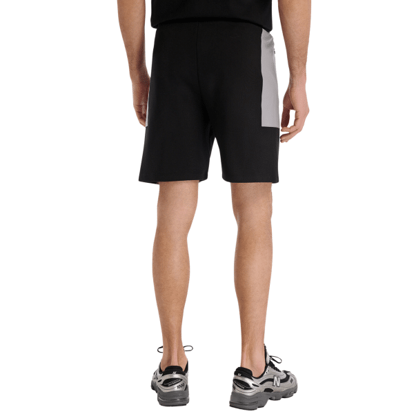 New Balance კაცის შორტი - Image 3